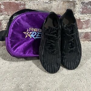 Rebel Revolt Blackout Size 4.5